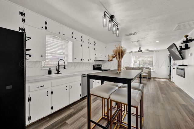 1926 S HIGHLAND Street, Amarillo, TX 79103