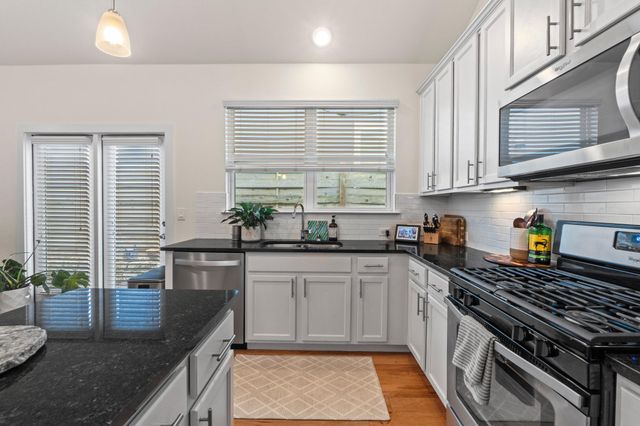 2100 Hermia ST 41, Austin, TX 78741