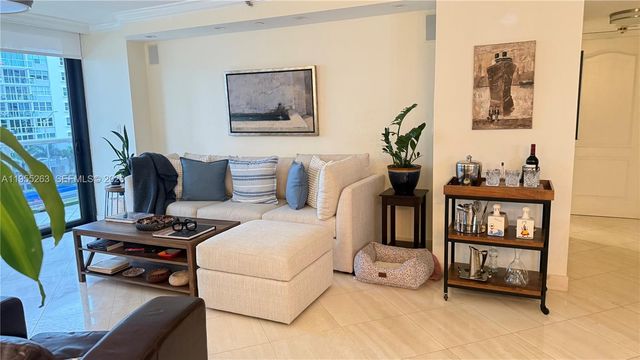 5757 Collins Ave 501, Miami Beach, FL 33140