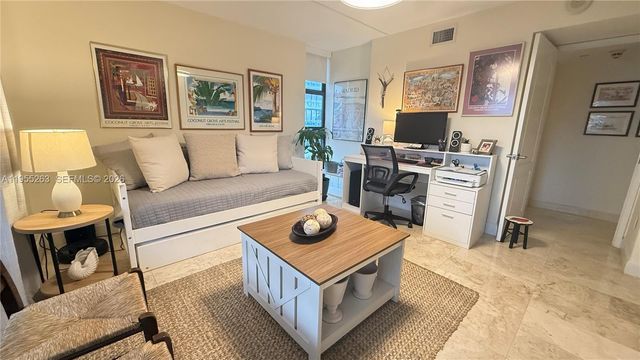 5757 Collins Ave 501, Miami Beach, FL 33140