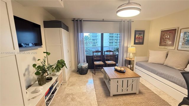 5757 Collins Ave 501, Miami Beach, FL 33140