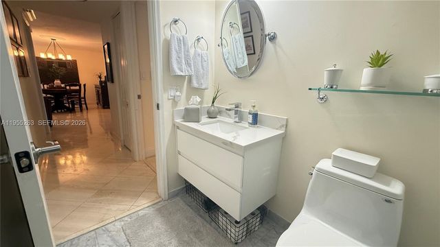 5757 Collins Ave 501, Miami Beach, FL 33140