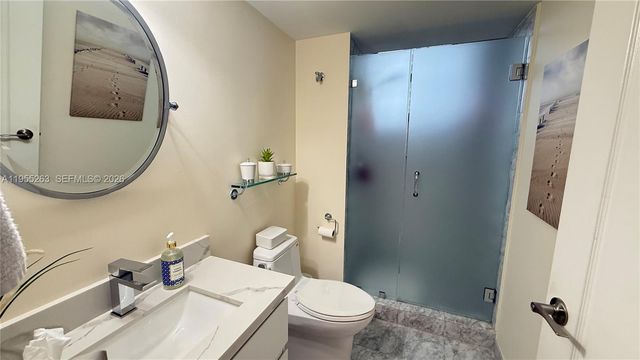 5757 Collins Ave 501, Miami Beach, FL 33140