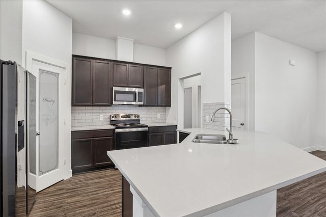 260 Shoreview Drive, Conroe, TX 77303