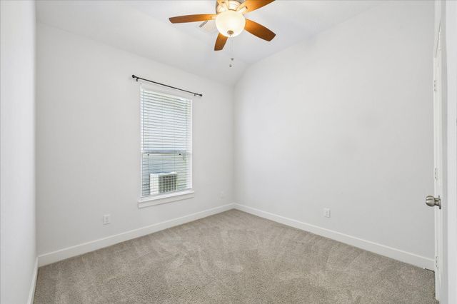 260 Shoreview Drive, Conroe, TX 77303