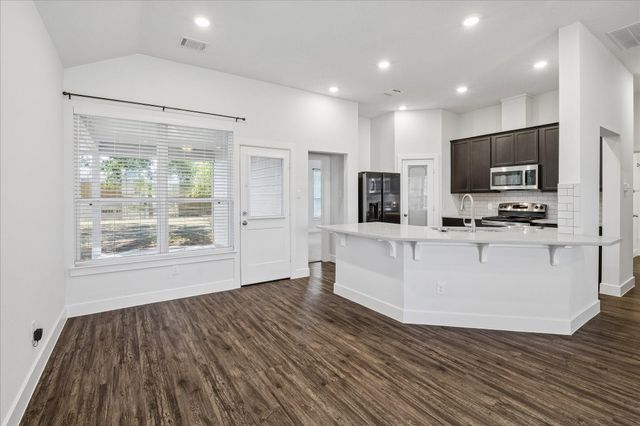 260 Shoreview Drive, Conroe, TX 77303