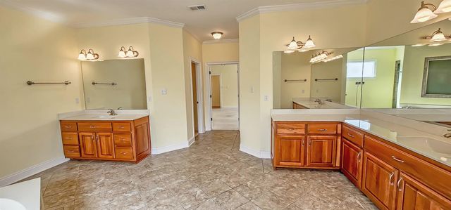 9769 WOODLAND SPRUCE DR, Cordova, TN 38018