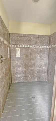 9769 WOODLAND SPRUCE DR, Cordova, TN 38018