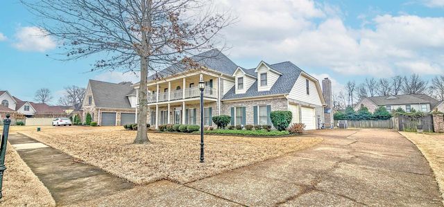 9769 WOODLAND SPRUCE DR, Cordova, TN 38018