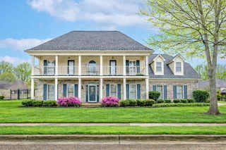 9769 WOODLAND SPRUCE DR, Cordova, TN 38018