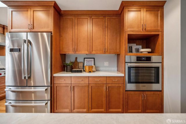 370 Horizon Way, Pacifica, CA 94044