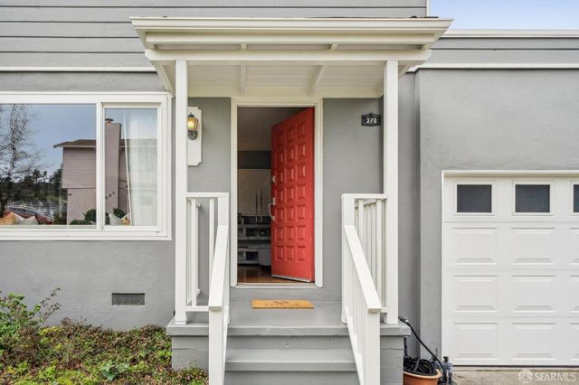 370 Horizon Way, Pacifica, CA 94044