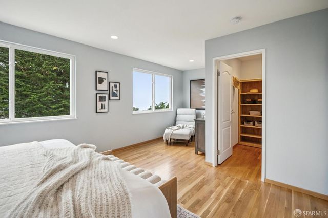 370 Horizon Way, Pacifica, CA 94044