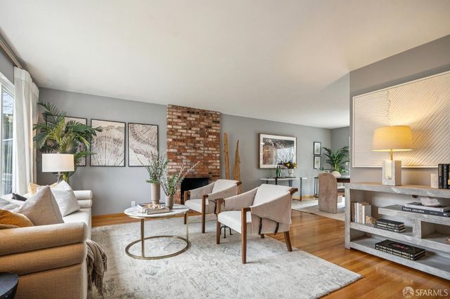 370 Horizon Way, Pacifica, CA 94044