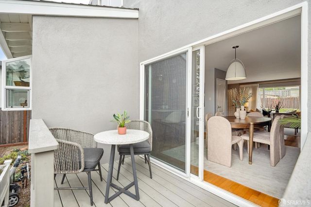 370 Horizon Way, Pacifica, CA 94044