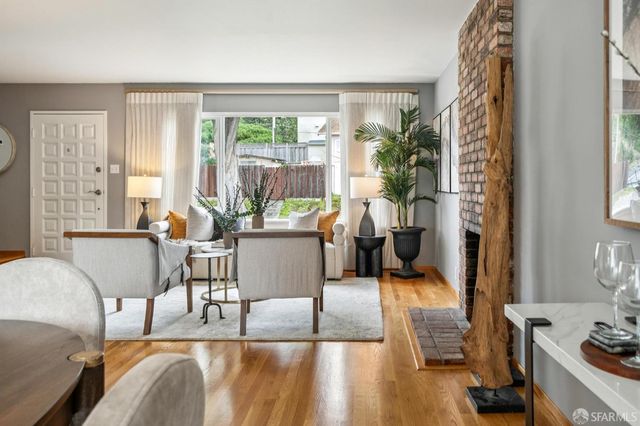 370 Horizon Way, Pacifica, CA 94044