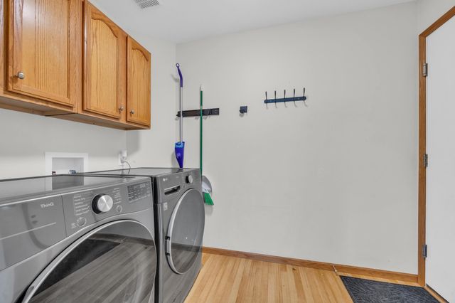 3607 SW Field Stone Place, Cedar Rapids, IA 52404