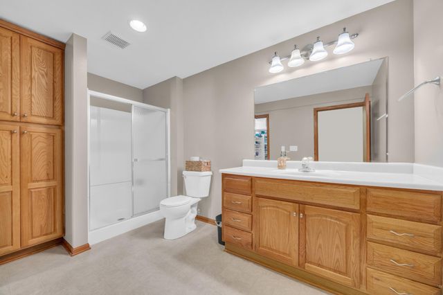 3607 SW Field Stone Place, Cedar Rapids, IA 52404