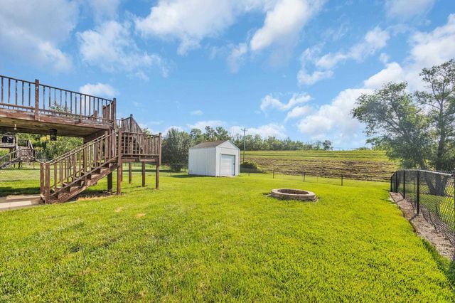3607 SW Field Stone Place, Cedar Rapids, IA 52404