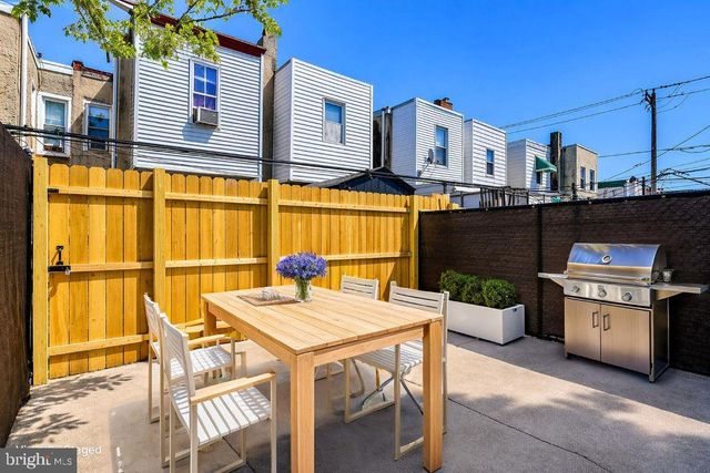 2545 S MARSHALL ST, Philadelphia, PA 19148