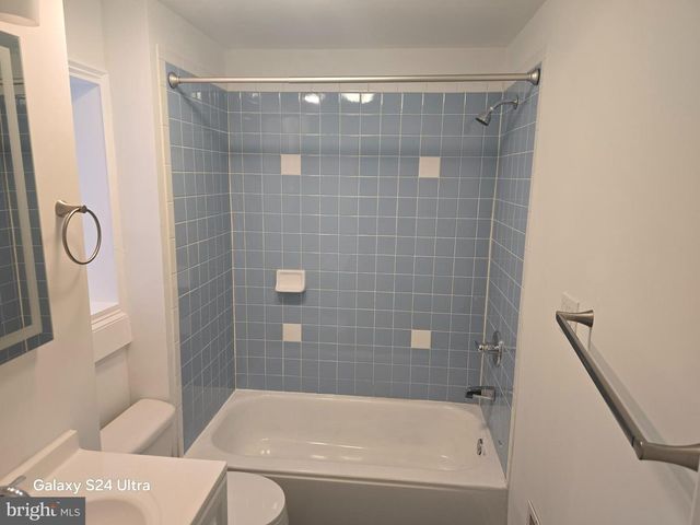 2545 S MARSHALL ST, Philadelphia, PA 19148