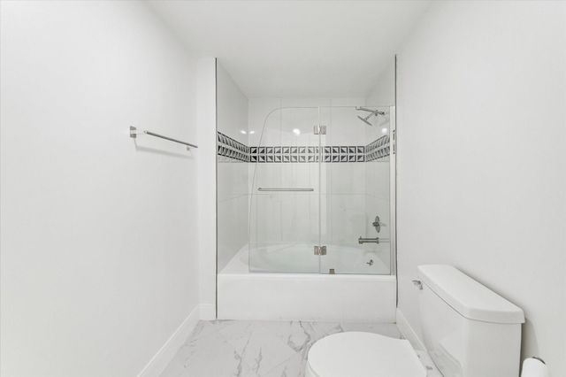 1111 Bering Drive 805, Houston, TX 77057