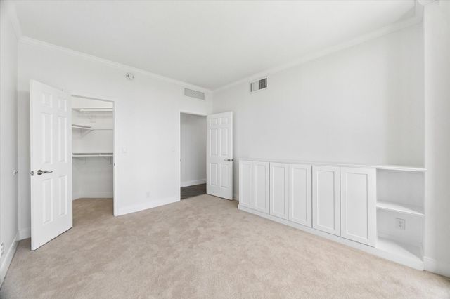 1111 Bering Drive 805, Houston, TX 77057