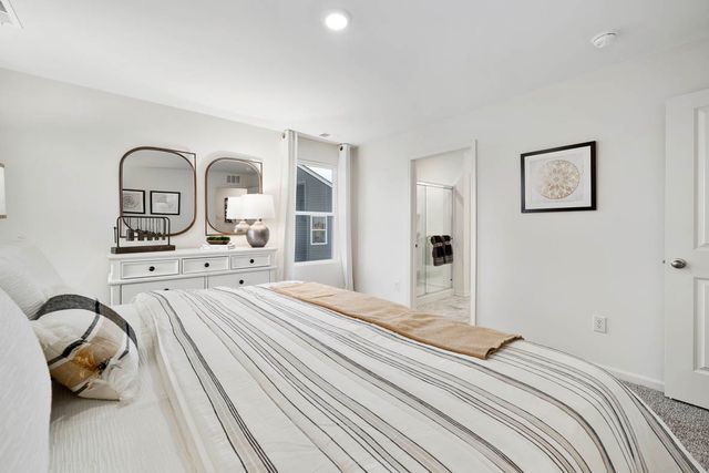 127 Cornerstone Crossing, Hampshire, IL 60140