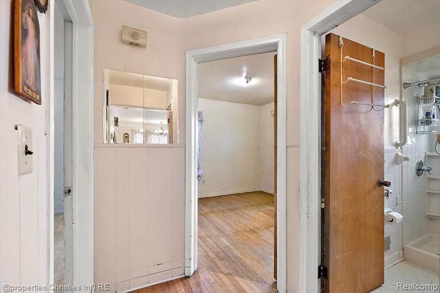 22801 Garfield Street, Saint Clair Shores, MI 48082