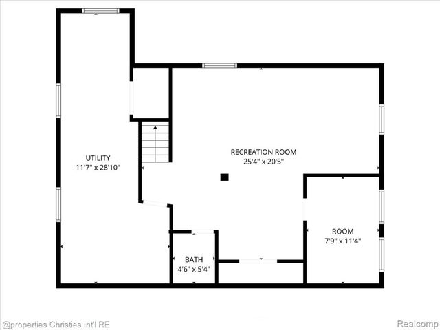 22801 Garfield Street, Saint Clair Shores, MI 48082