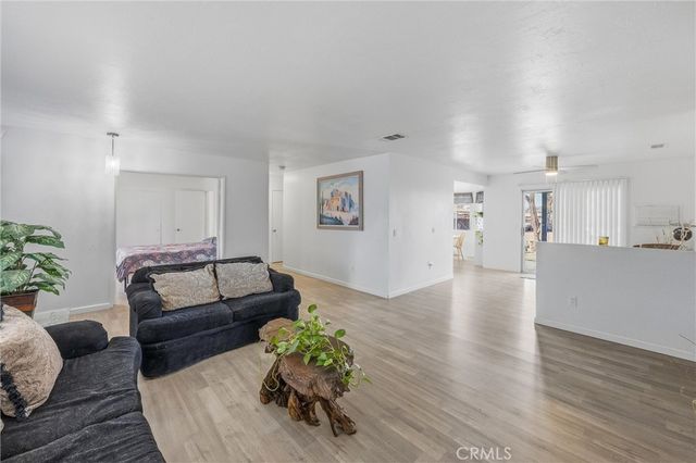 13422 Nicola, Apple Valley, CA 92308