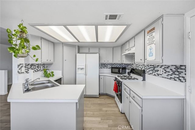 13422 Nicola, Apple Valley, CA 92308