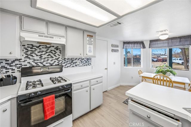 13422 Nicola, Apple Valley, CA 92308