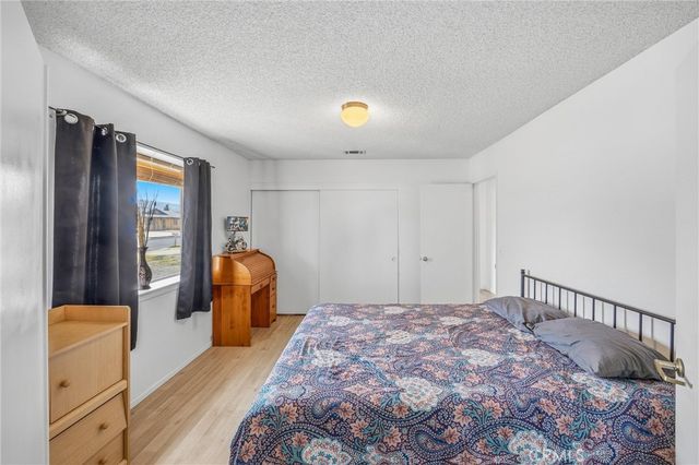 13422 Nicola, Apple Valley, CA 92308