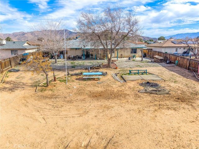 13422 Nicola, Apple Valley, CA 92308