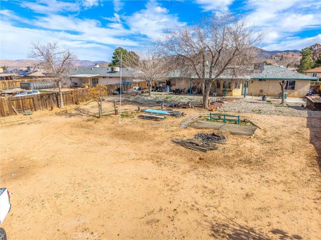 13422 Nicola, Apple Valley, CA 92308