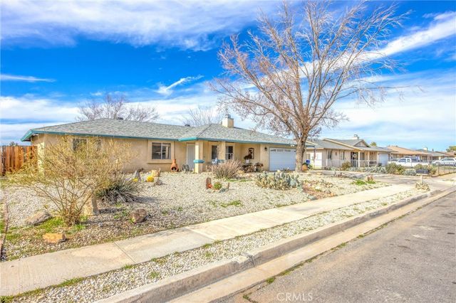 13422 Nicola, Apple Valley, CA 92308