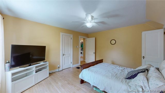 2800 Hollywood Boulevard, Clarksville, IN 47129