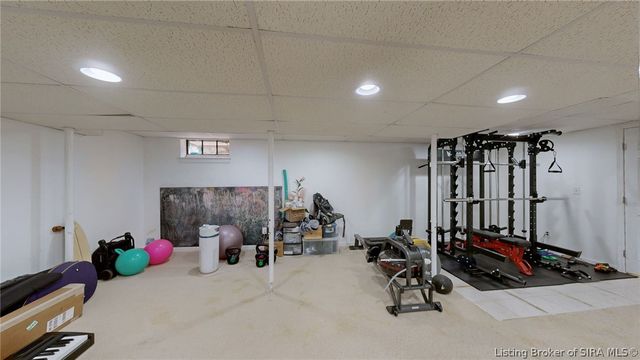 2800 Hollywood Boulevard, Clarksville, IN 47129