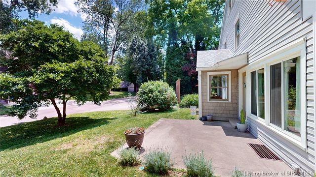 2800 Hollywood Boulevard, Clarksville, IN 47129