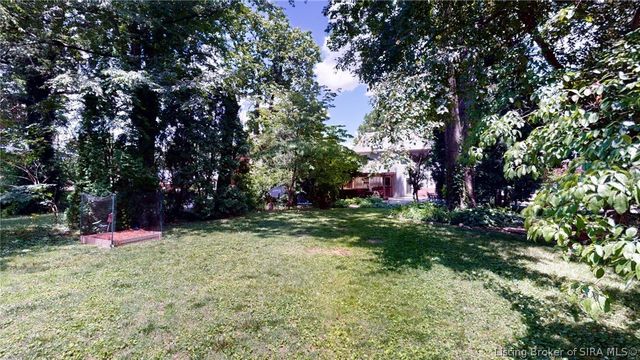 2800 Hollywood Boulevard, Clarksville, IN 47129