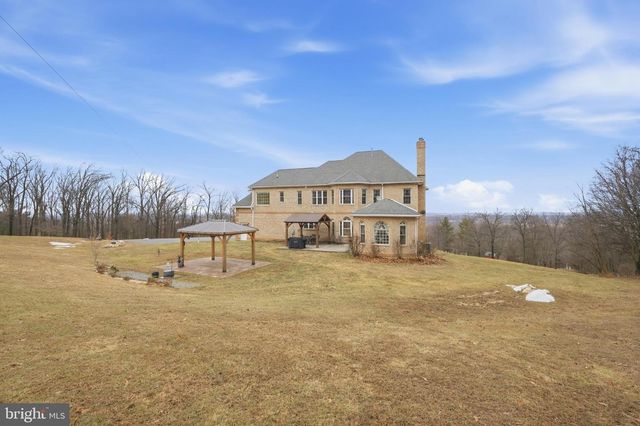 21111 GREENBRIER RD, Boonsboro, MD 21713