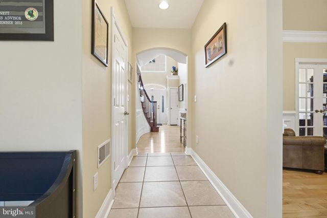 21111 GREENBRIER RD, Boonsboro, MD 21713