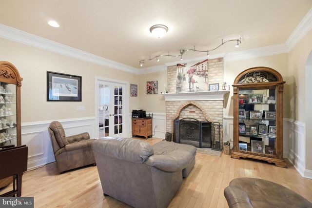 21111 GREENBRIER RD, Boonsboro, MD 21713