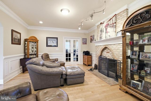 21111 GREENBRIER RD, Boonsboro, MD 21713