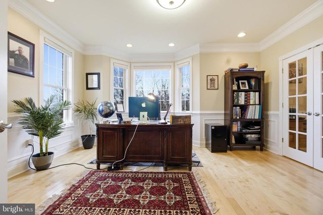 21111 GREENBRIER RD, Boonsboro, MD 21713