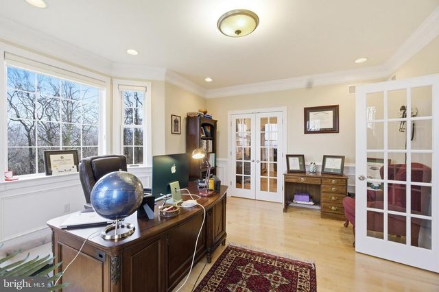 21111 GREENBRIER RD, Boonsboro, MD 21713