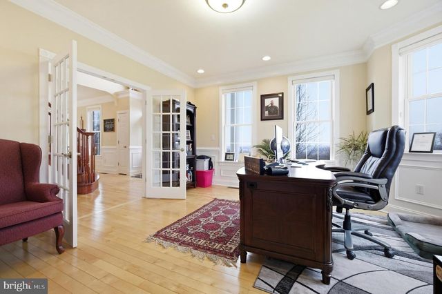 21111 GREENBRIER RD, Boonsboro, MD 21713