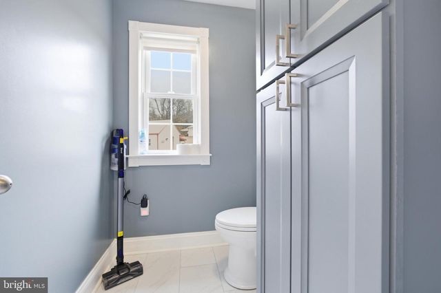 21111 GREENBRIER RD, Boonsboro, MD 21713