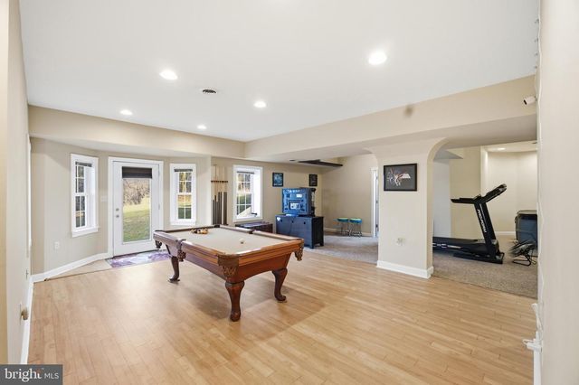 21111 GREENBRIER RD, Boonsboro, MD 21713